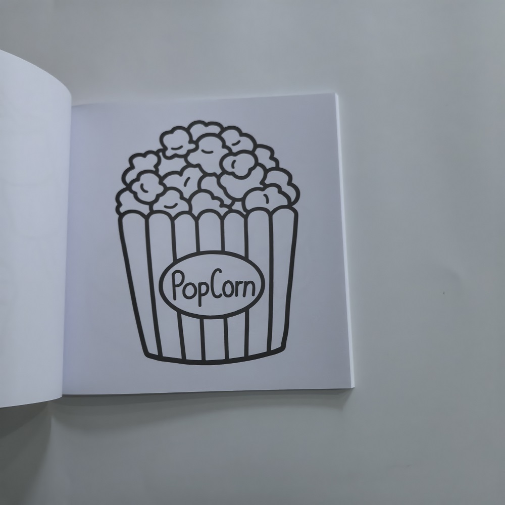 Książka do kolorowania dla dor – Food Snacks Coloring Book recenzja i cena